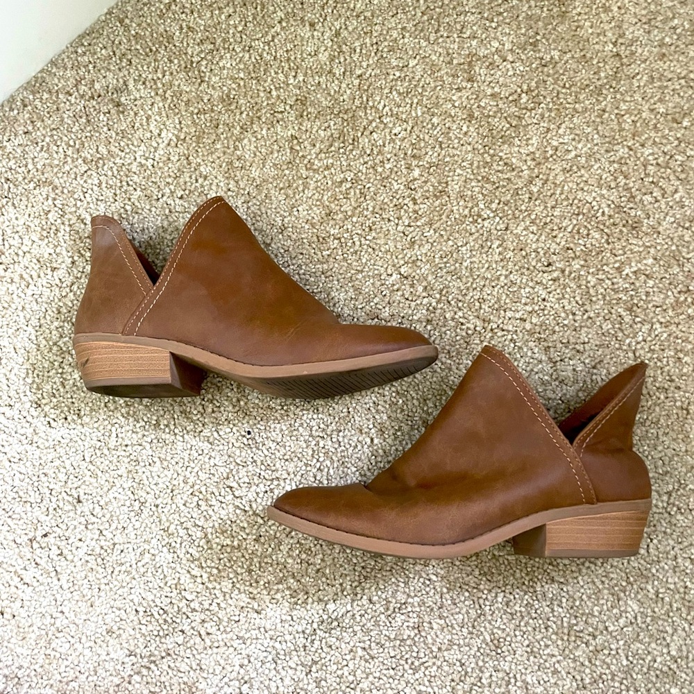 Universal Thread Wenda Cognac Cutout Ankle Booties Shoes 7